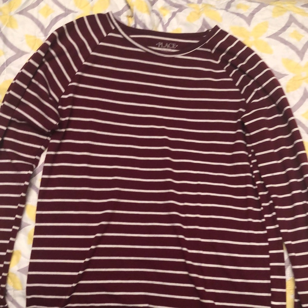Brand: Children’s place Color:Red with white stripes  Size: XXL/TTG •16